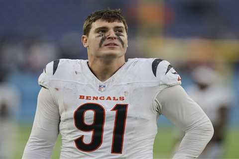 Trey Hendrickson explains his holdout as Bengals drama deepens