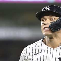 Yankees only giving their fans reasons for more concern in lopsided rivalry