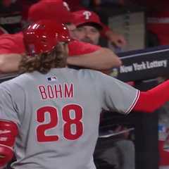 Mets-Phillies game delayed by bizarre outfield microphone complaint