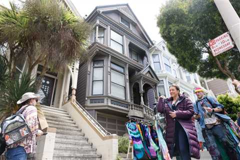 Jerry Garcia Has Childhood Street Named for Him in San Francisco