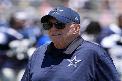 Jerry Jones not confident Micah Parsons will play in Cowboys’ season opener after trade request