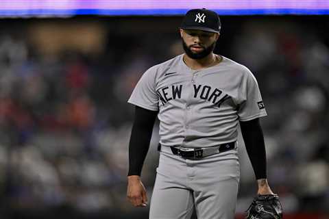 Yankees’ Aaron Boone has no plans to hide struggling Devin Williams