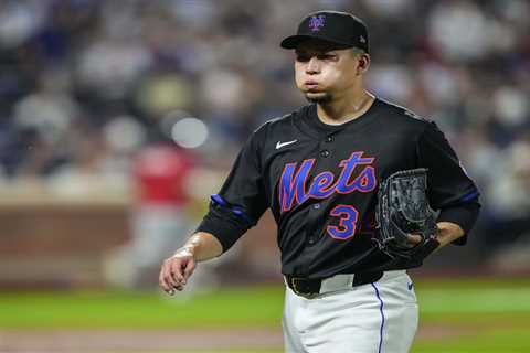 Baseball broadcasts’ pitch ID obsession is insufferable