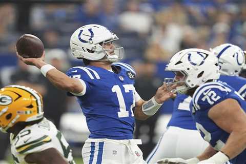 Colts ‘very close’ to naming starting QB after Daniel Jones gets nod in second preseason game
