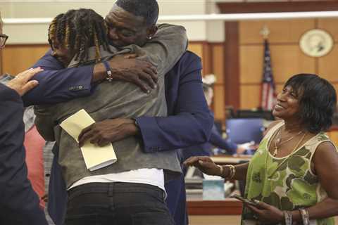 Former NBA Star Shawn Kemp receives sentencing for 2023 gun arrest