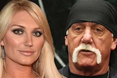 Brooke Hogan Visits Funeral Home, Prays by Hulk's Body