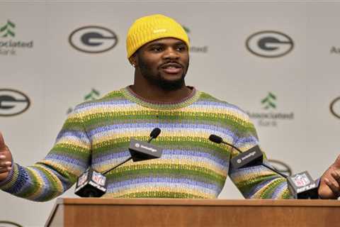 Micah Parsons to wear No. 1 with Packers — a number last worn by franchise founder