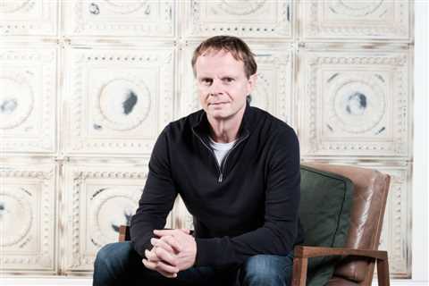 Warner Music U.K. Reshapes Senior Leadership to Boost Transatlantic Collaboration