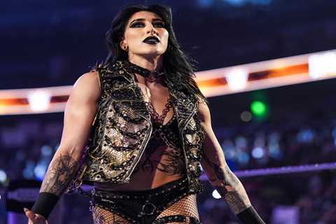 Scary scene involving Rhea Ripley shows wrestling fans have gone too far