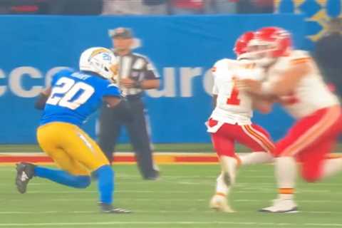 Xavier Worthy injury could require surgery as Chiefs hold their breath