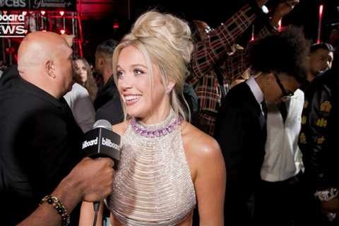 Megan Moroney Talks Winning the Very First Country VMA in History | MTV VMAs 2025