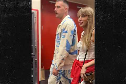 Throwback To When Taylor Swift First Attended a Chiefs Game!