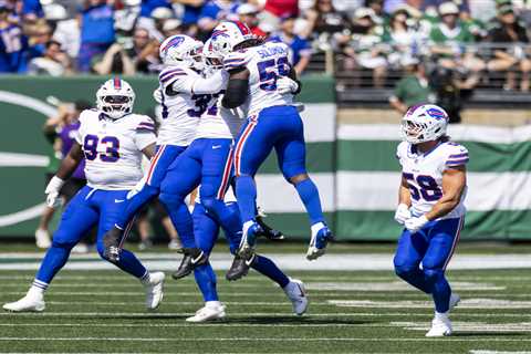 Jets dismantled by Bills in ugly loss as Justin Fields exits early in concussion concern