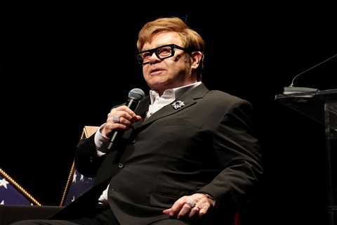 Elton John Had His Janky Kneecaps Turned Into Sparkling Jewelry: ‘Timeless Pieces That Will Last..