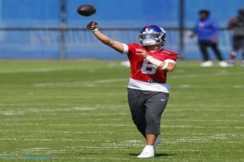 Jaxson Dart asked Eli Manning to get him a reservation at 4 Charles: ‘That’s not part of the deal’