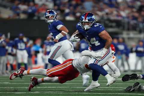 Cam Skattebo a rare bright spot in otherwise dreadful Giants offense