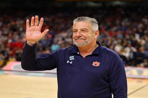 Bruce Pearl retiring from Auburn in college basketball stunner