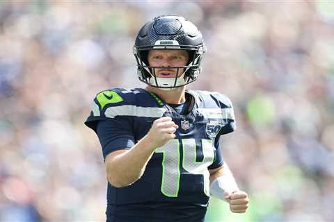 Seahawks vs. Cardinals prediction: NFL Week 4 ‘Thursday Night Football’ odds, picks, best bets