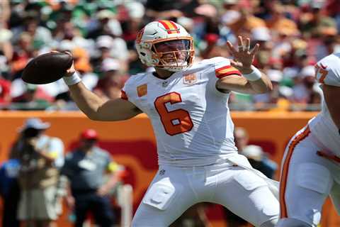 NFL Week 4 picks, odds: Eagles vs. Buccaneers, Ravens vs. Chiefs