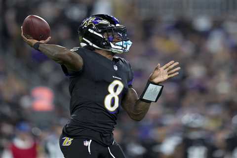 FanDuel promo code: Bet $5, get $300 in bonus bets if your bet wins for Ravens vs. Chiefs