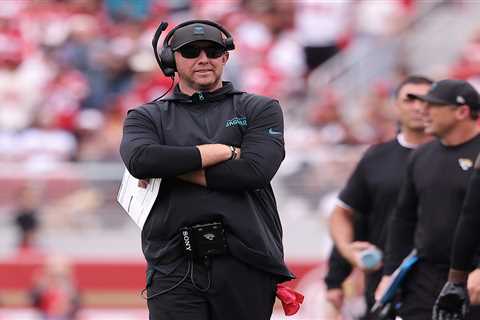 Robert Saleh, Liam Coen get into heated postgame spat after accuations of Jaguars’ ‘legal’ sign..