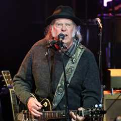 Neil Young Says He’s Pulling His Music From Amazon: ‘Bezos Supports This Government’