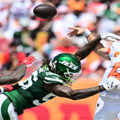 Jets release defensive tackle Leonard Taylor III after slipping down depth chart