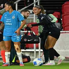 Trinity Rodman exits Spirit match on crutches in scary moment hours after USWNT call-up