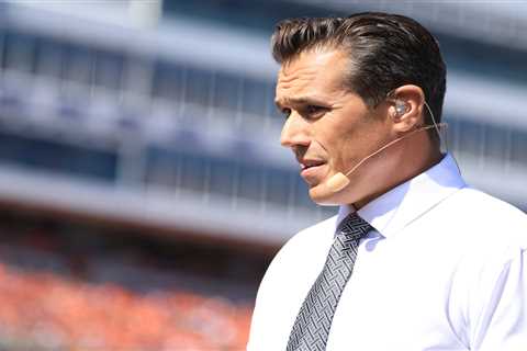 Mark Sanchez replaced for Raiders-Colts game by Brady Quinn after stabbing, arrest