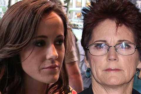 'Teen Mom' Star Jenelle Evans' Mom Suffers Stroke