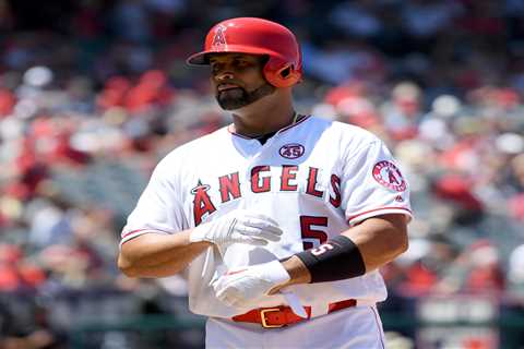 Albert Pujols remains Angels’ ‘first choice’ in manager search after strong meeting