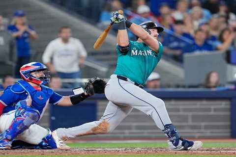 How to watch Mariners vs. Blue Jays in Game 2 of 2025 ALCS for free