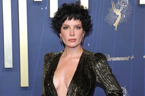 Halsey Distances Herself From Ye Before Performing ‘Tokyo Narita’ Freestyle: ‘It’s F— Kanye, OK?’