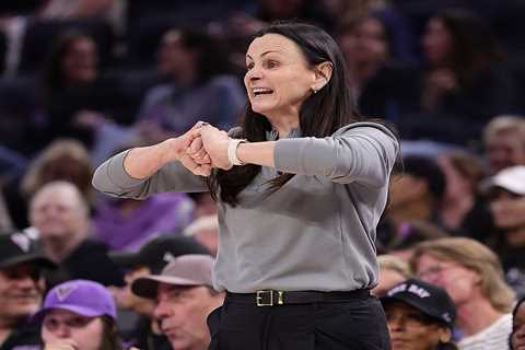 Sandy Brondello set to become Toronto Tempo coach after Liberty firing