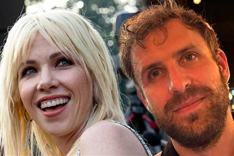 Carly Rae Jepsen Marries Cole M.G.N.