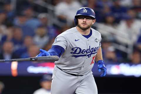 Underrated Max Muncy atop Dodgers’ all-time postseason homer list