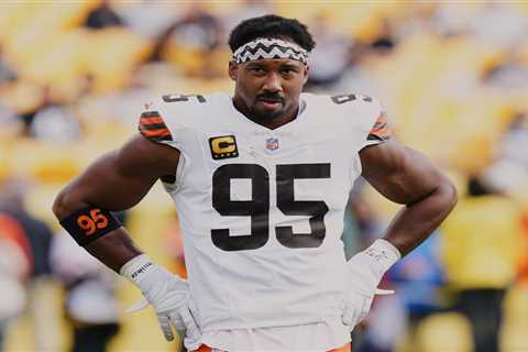 Browns’ two-word stance on trading Myles Garrett revealed as season spirals