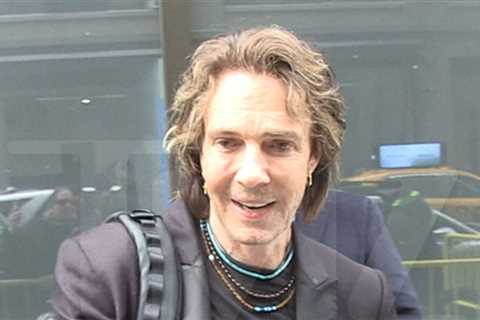 Rick Springfield Says Air Travel is Like 'Russian Roulette' in the Sky