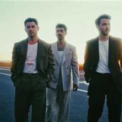 Let It Bro! Jonas Brothers Ring in Holiday Season With ‘A Very Jonas Christmas’ Movie Soundtrack:..