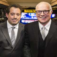 Rangers TV announcer Dave Maloney drops hot mic f-bomb over missed call