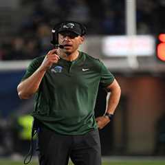 Florida to hire Tulane’s Jon Sumrall as next coach after Lane Kiffin pursuit