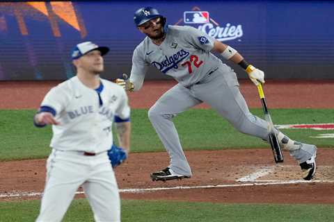 Blue Jays closer Jeff Hoffman’s gut-wrenching reaction to blowing World Series: ‘I cost everybody’
