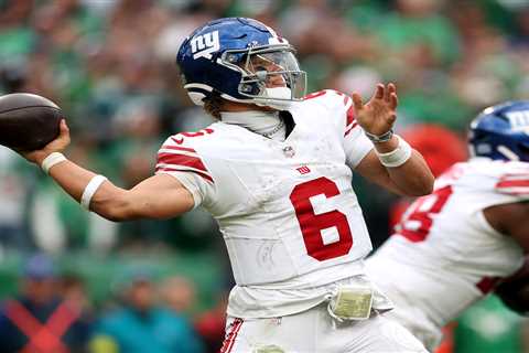 NFL Week 9 predictions, best bets: Picks against the spread for every game