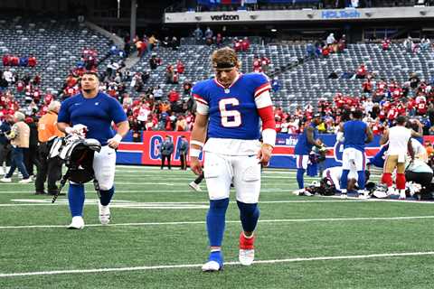 Jaxson Dart constantly being in physical distress can’t be a Giants formula