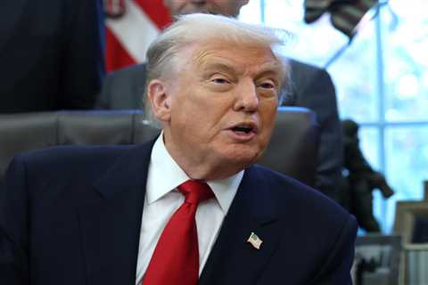 Trump calls for ‘powerful caps’ on college athlete salaries over fears of schools going ‘out of..