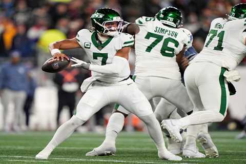 Former Jets stars call out Aaron Glenn for Justin Fields fiasco: ‘Not an NFL QB’