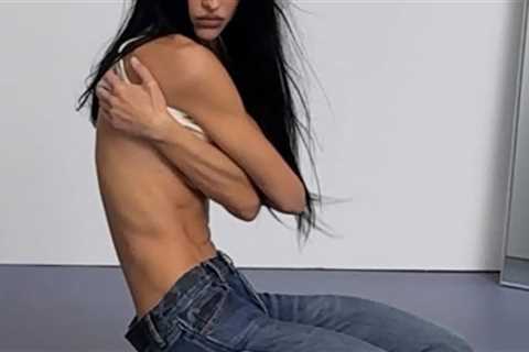 Sexy Stars In Denim Guess Who!