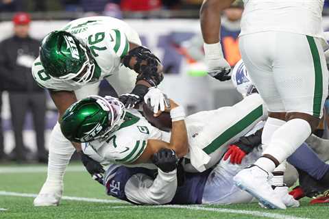 New York’s football futility is getting worse — and it’s taking a toll