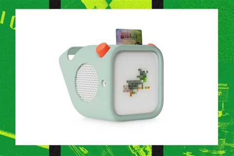 Yoto Just Dropped a ‘Wicked’ Soundtrack Card, Letting Little Ones Defy Gravity & Dance Through Life