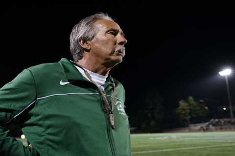 ‘Last Chance U’ coach John Beam voiced concerns about college’s security two days before  ‘targeted,..